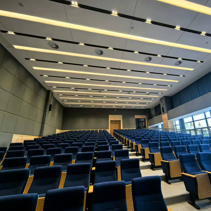 Panel Akustik Berbalut Kulit dengan Span Berkesan dalam Melindungi Orang Daripada Kecederaan